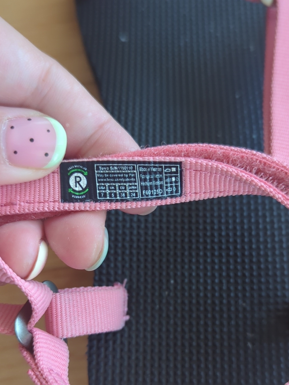 Teva Universal Slim Pink And Black size 38 - Picture 5 of 10
